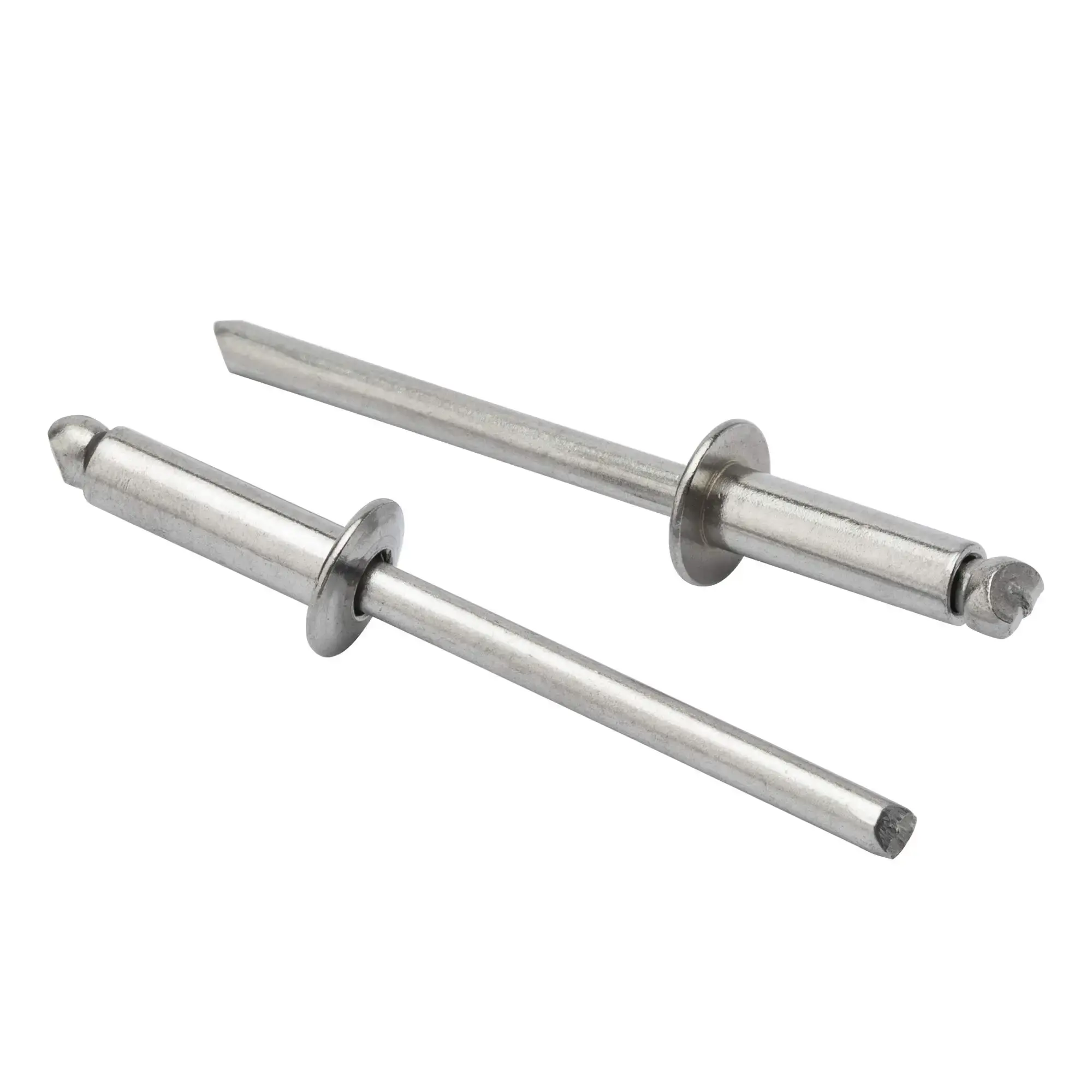 Rivet pop de type ouvert pour installation aveugle